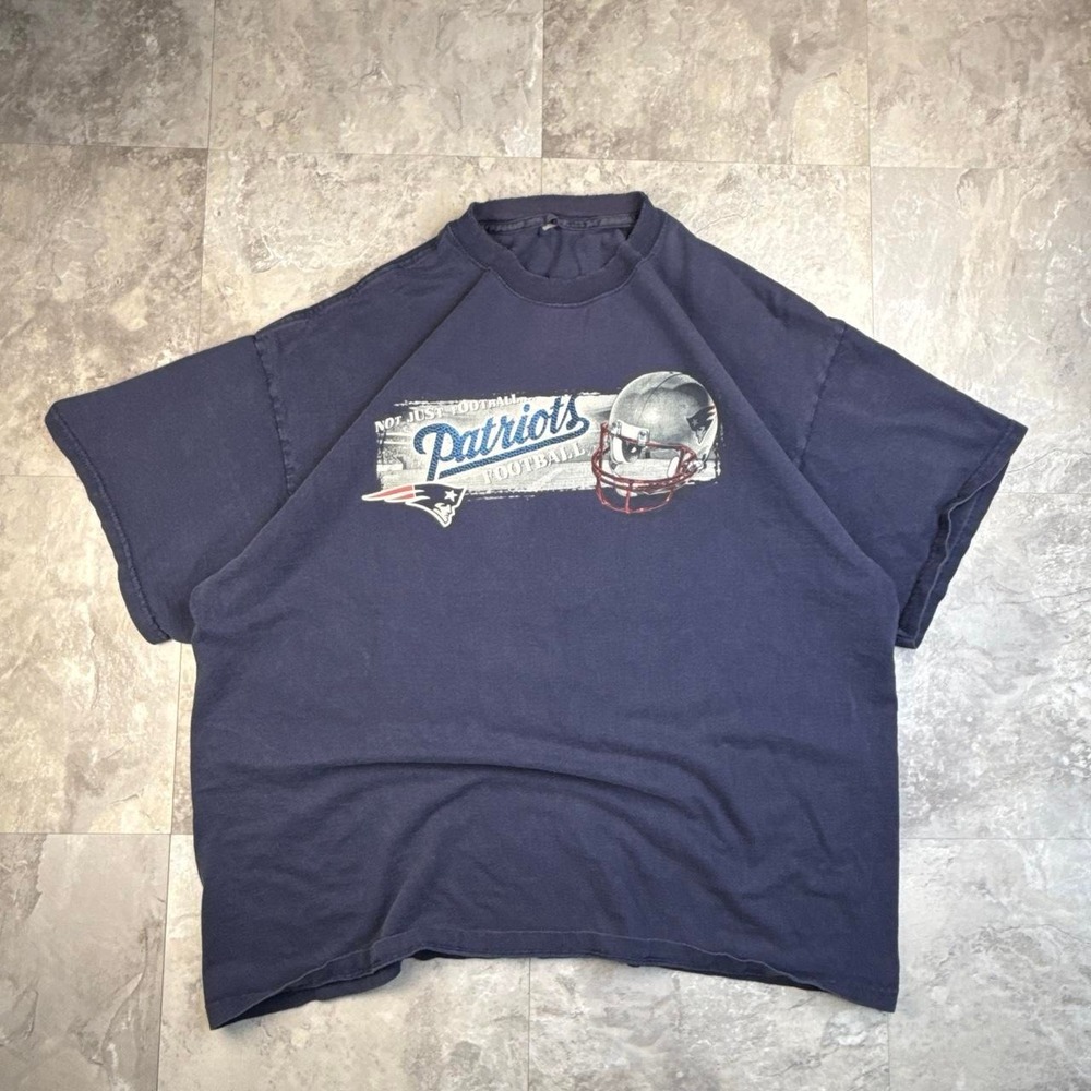 Vintage Navy Patriots Football Graphic T Shirt 2XL